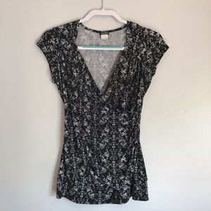 Maurices black and white top
